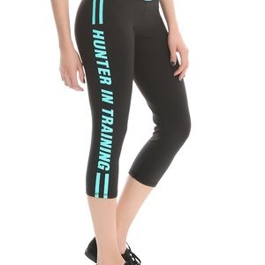 Supernatural Cropped Leggings